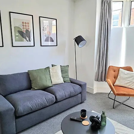 Beautiful, Modern Bright House With Parking, Fast Wifi, Sleeps 5 Villa Lincoln Exterior photo
